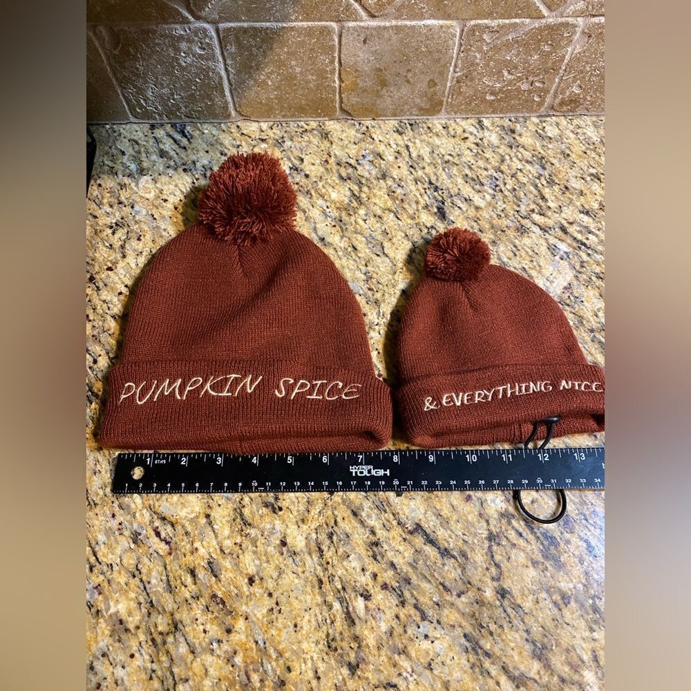 Matching hats‎
